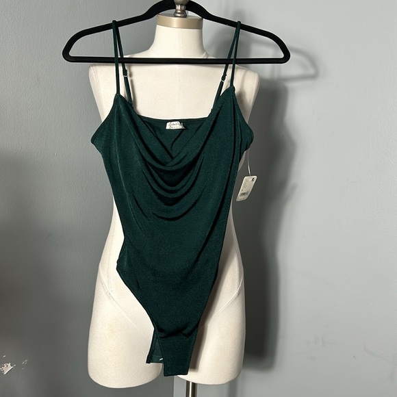 Free People Cowls in the Club bodysuit Pine Green Stretchy- NWT size M - Picture 9 of 12